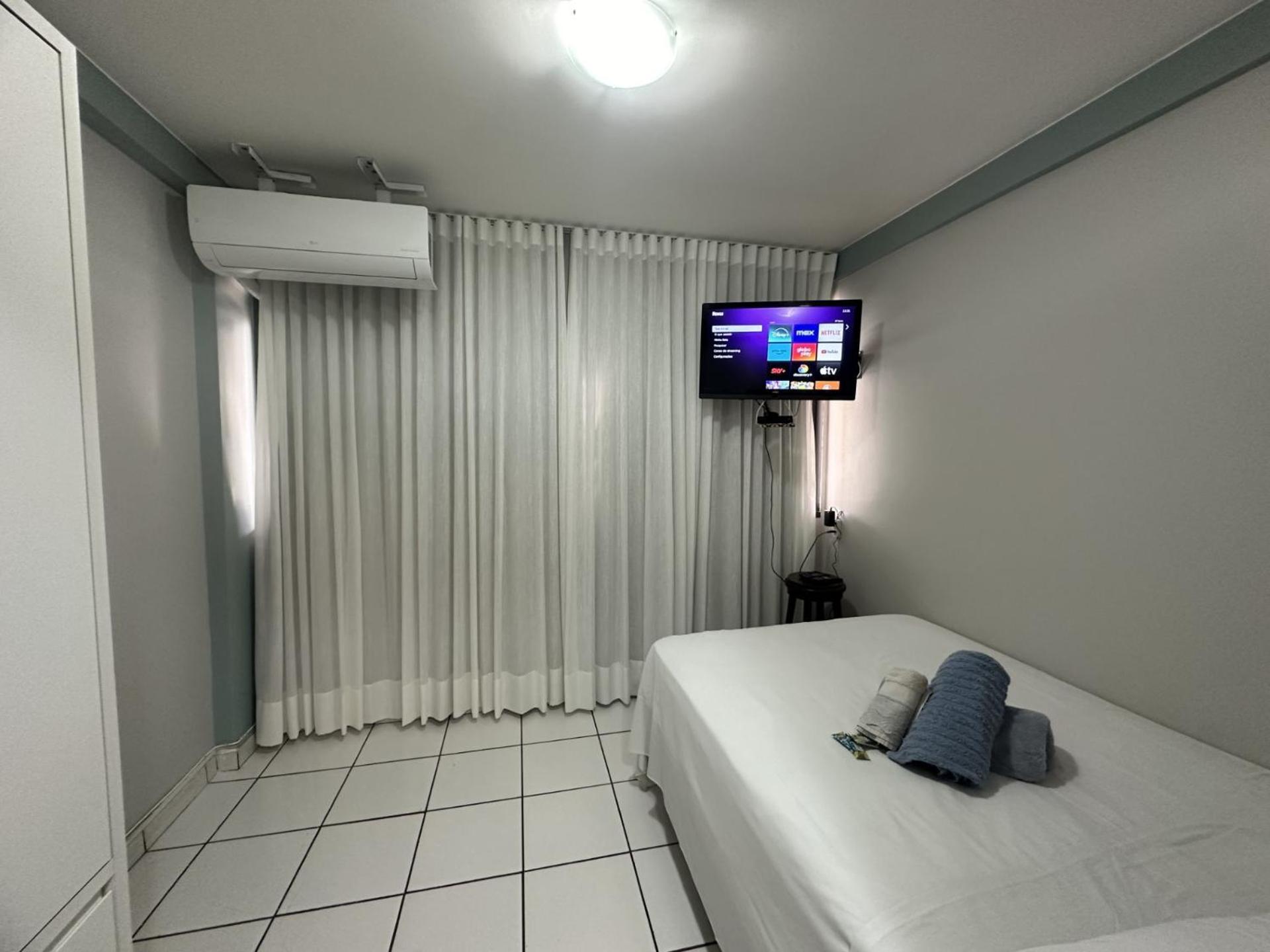 Compacto E Reformado Na Asa Norte 112 Apartment